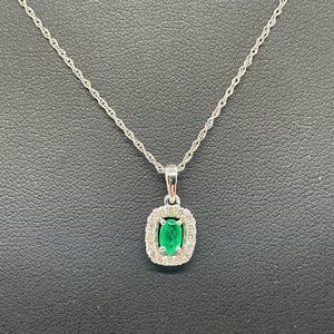 14k solid gold, Necklace with Emerald band